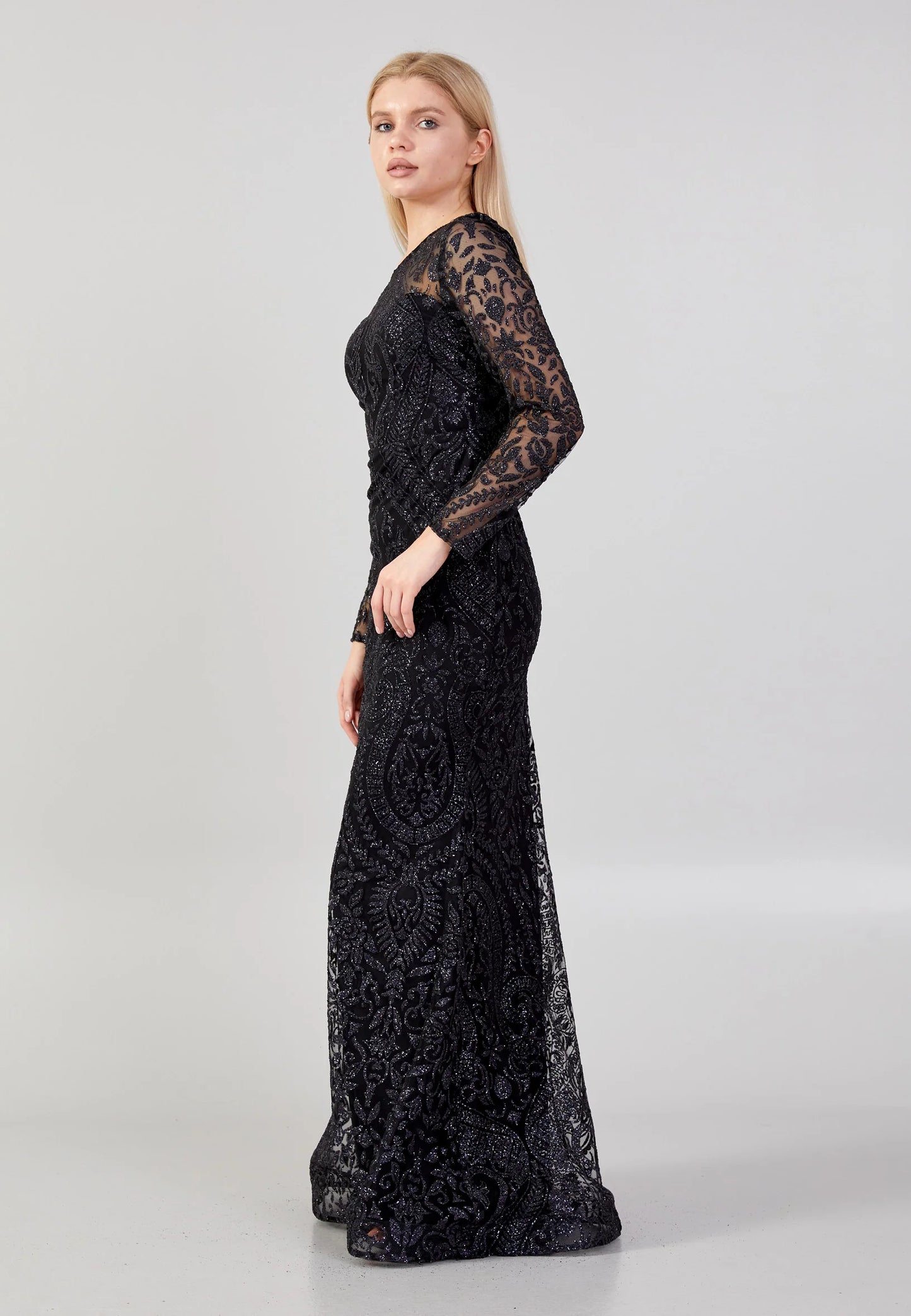 Long Sleeve Maxi Tulle Mermaid Regular Prom Dress Unit Price: $48