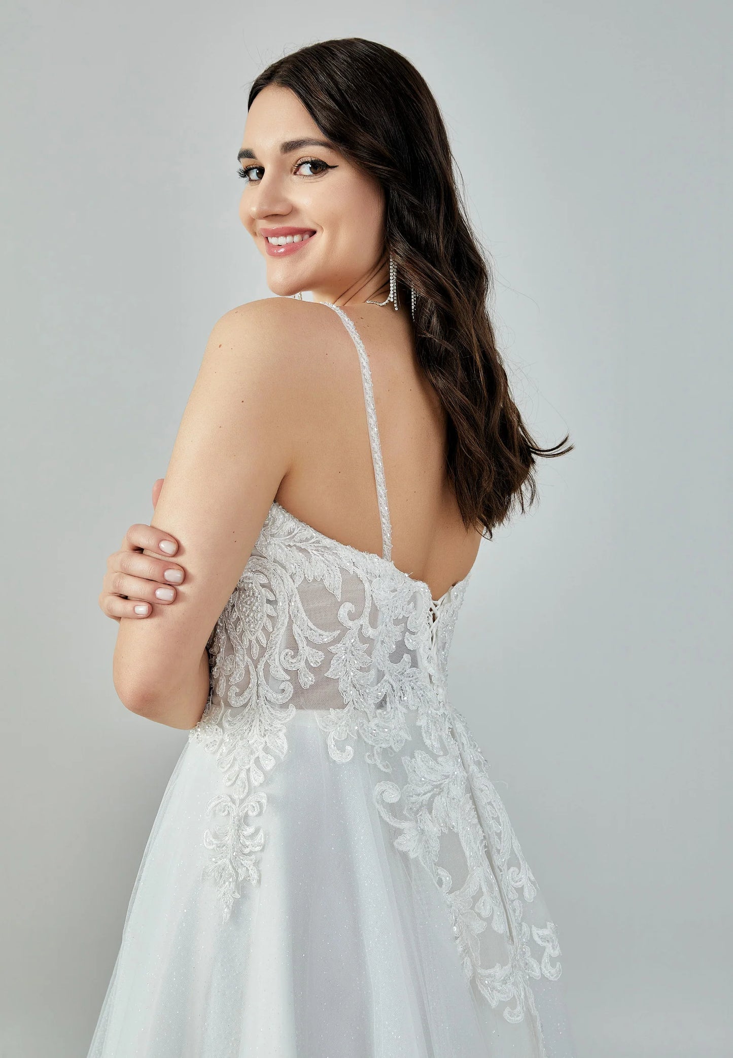 Sleeveless Maxi Tulle Regular Wedding Dress Unit Price: $200
