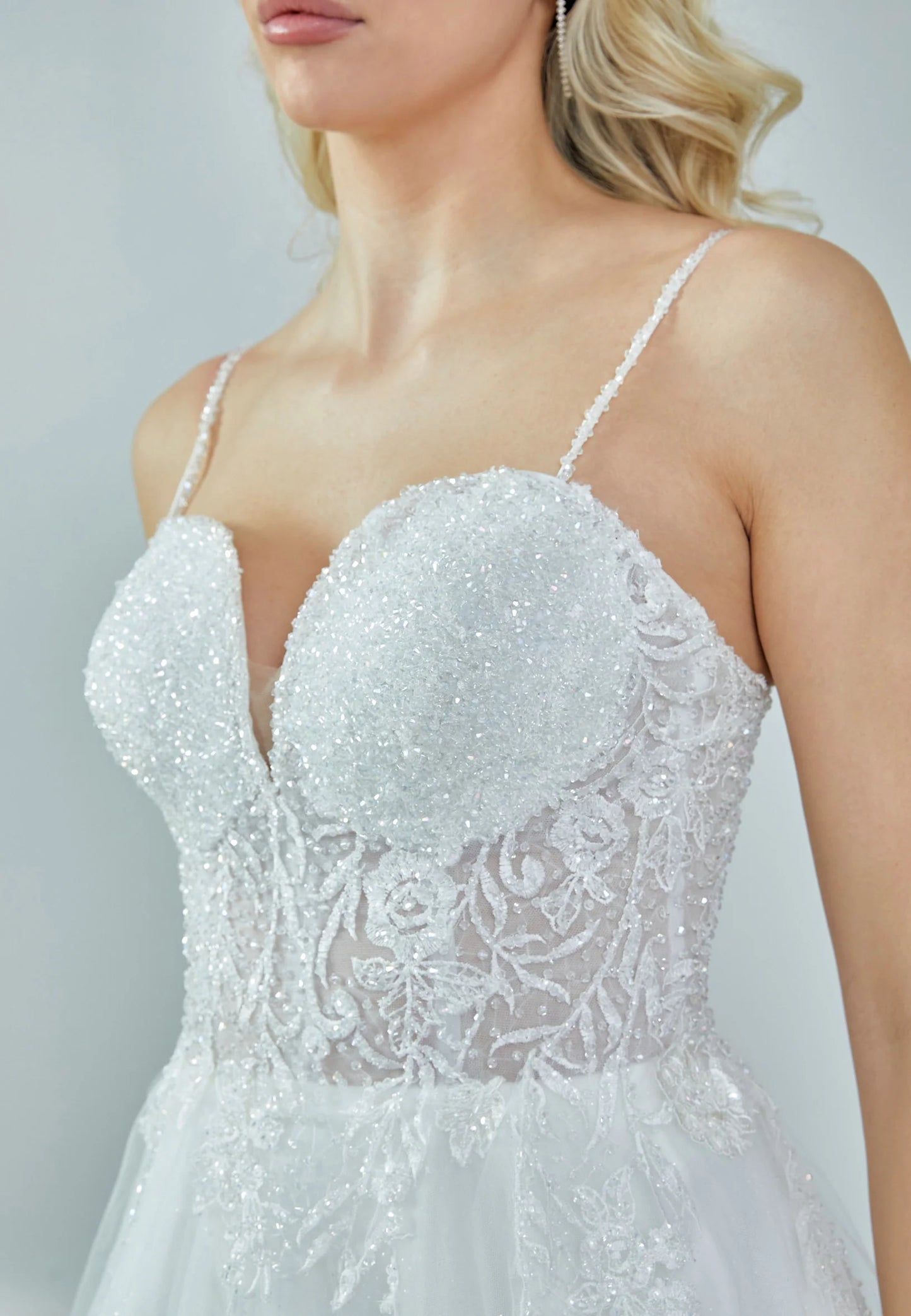 Sleeveless Maxi Tulle Regular Wedding Dress Unit Price: $200