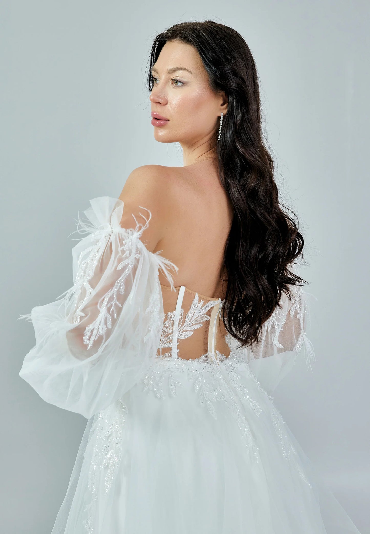 Off Shoulder Maxi Tulle Regular Wedding Dress Unit Price: $475