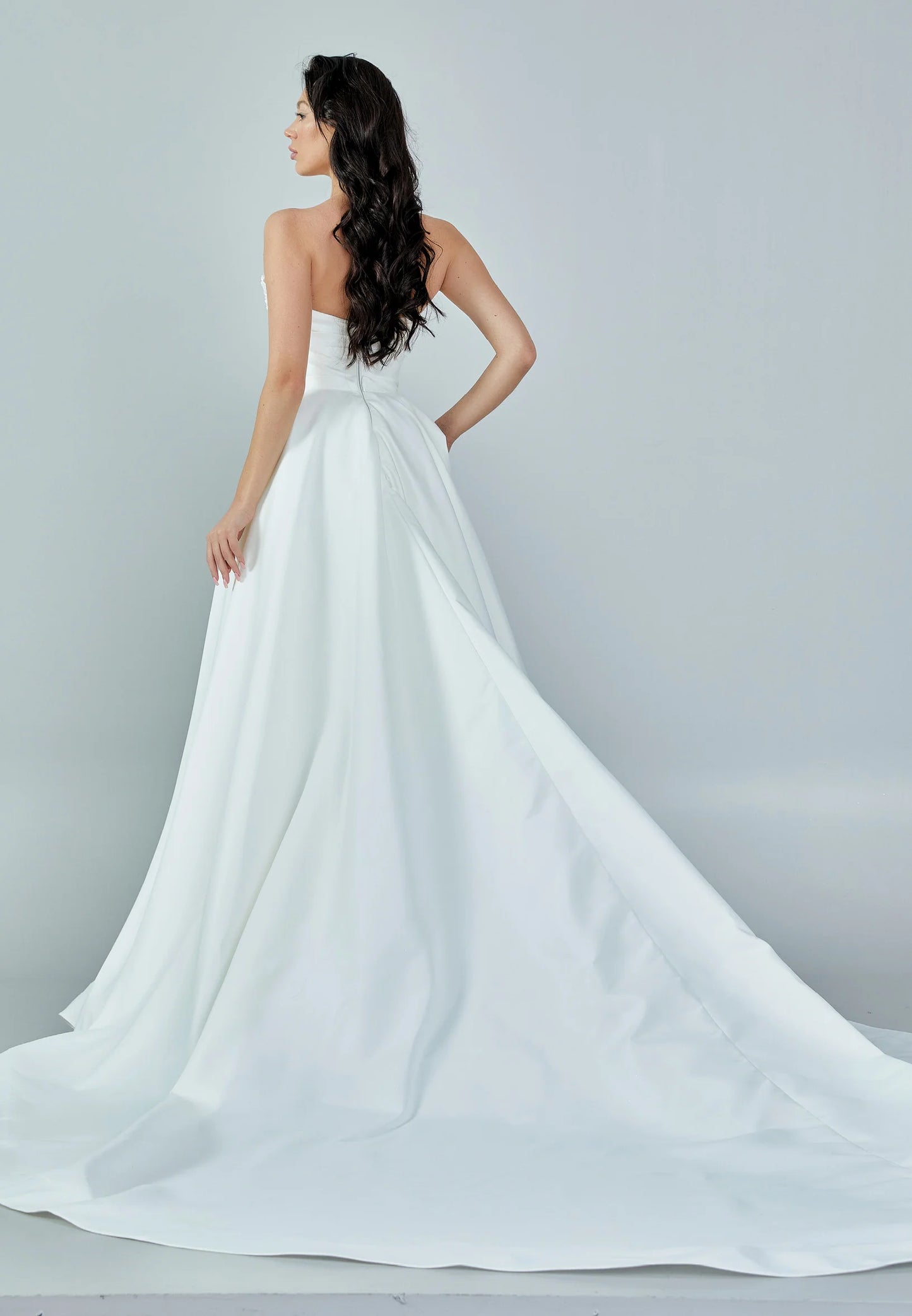 Strapless Maxi Satin Regular Wedding Dress Unit Price: $500