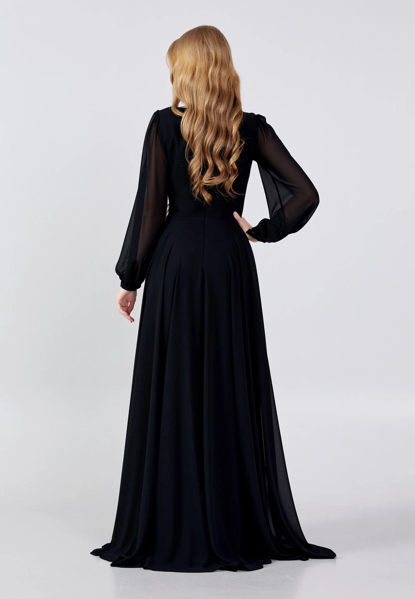 Long Sleeve Maxi Chiffon Column Regular Evening Dress Unit Price: $60