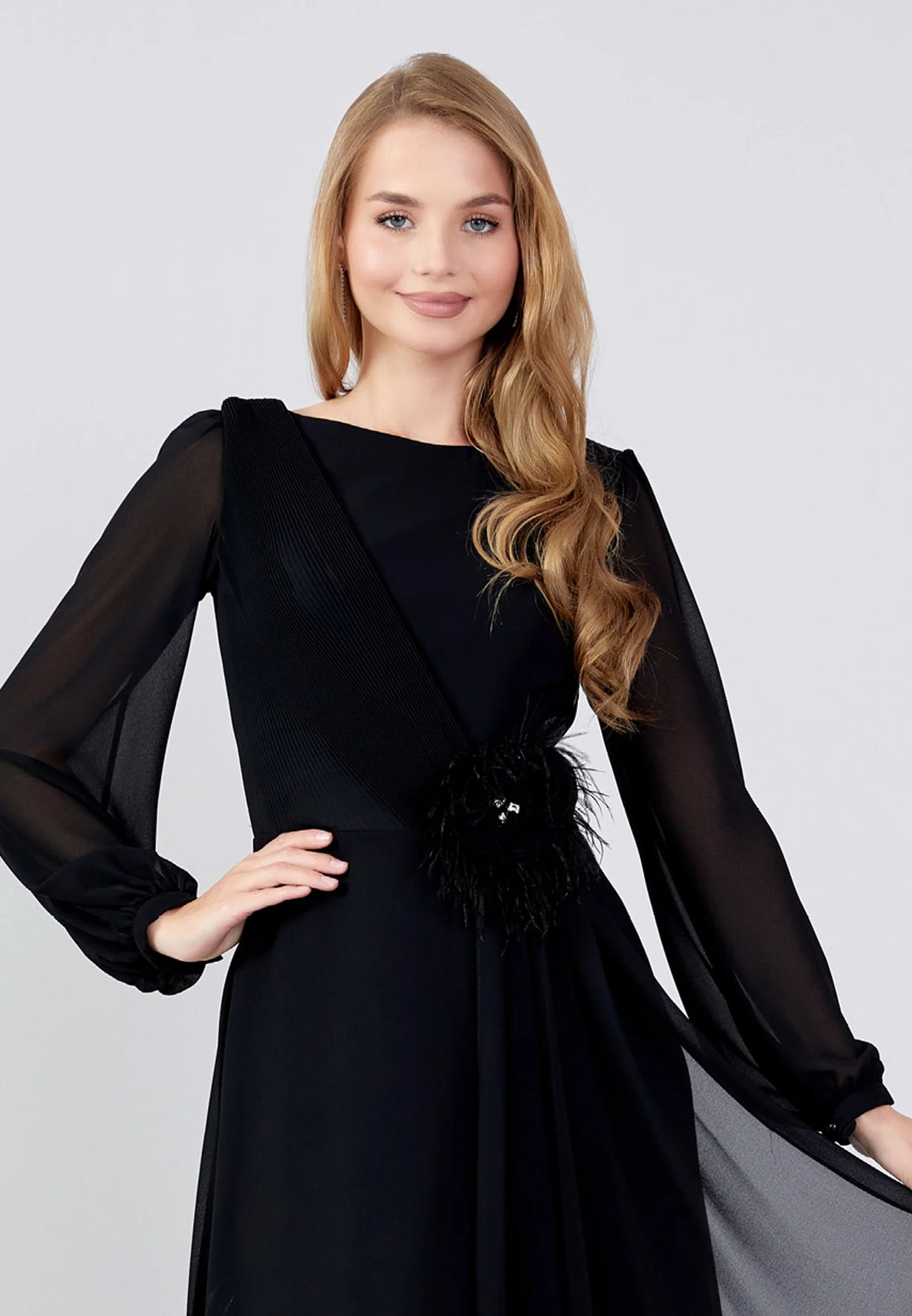 Long Sleeve Maxi Chiffon Column Regular Evening Dress Unit Price: $60