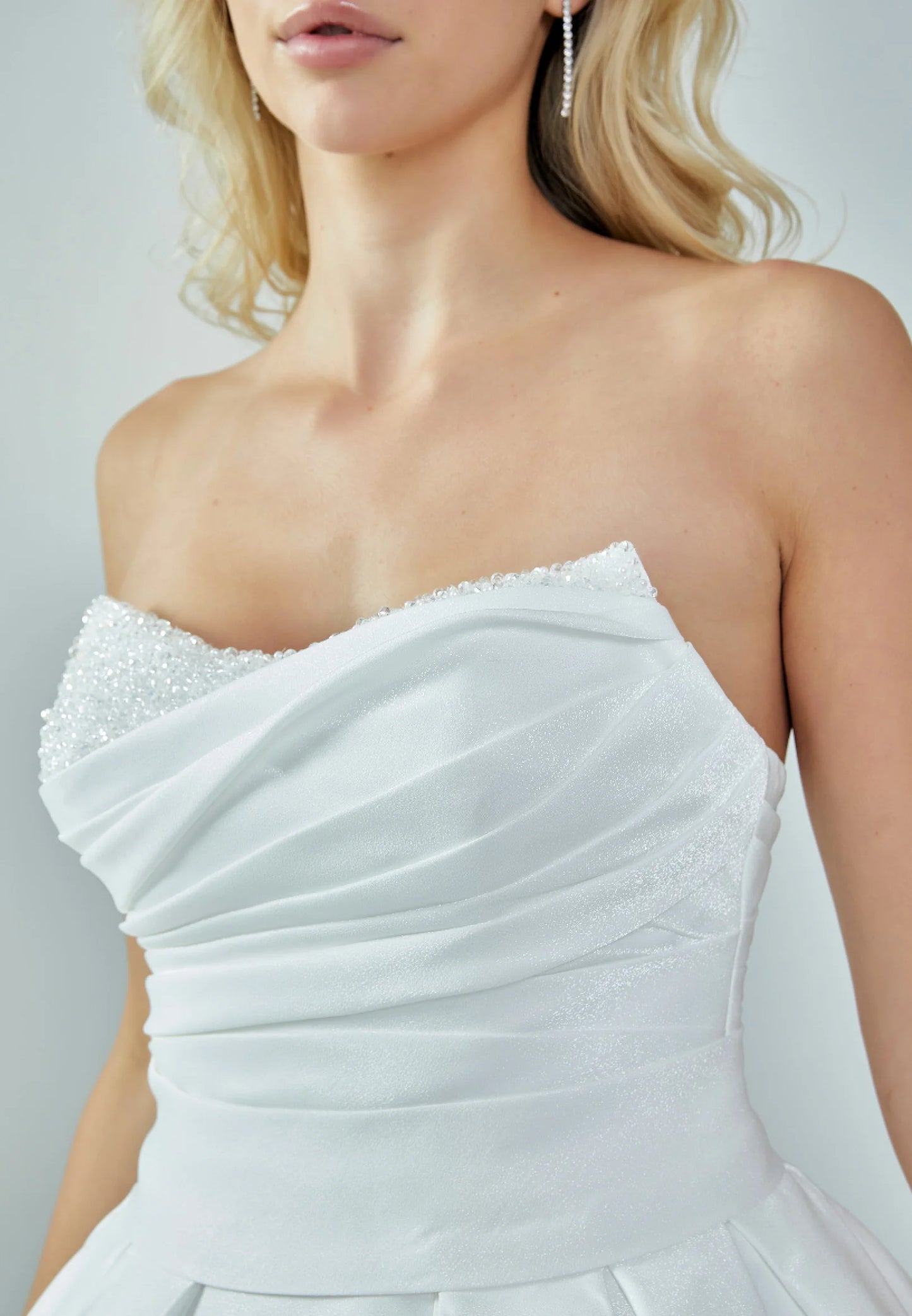 Strapless Maxi Satin Regular Wedding Dress Unit Price: $500