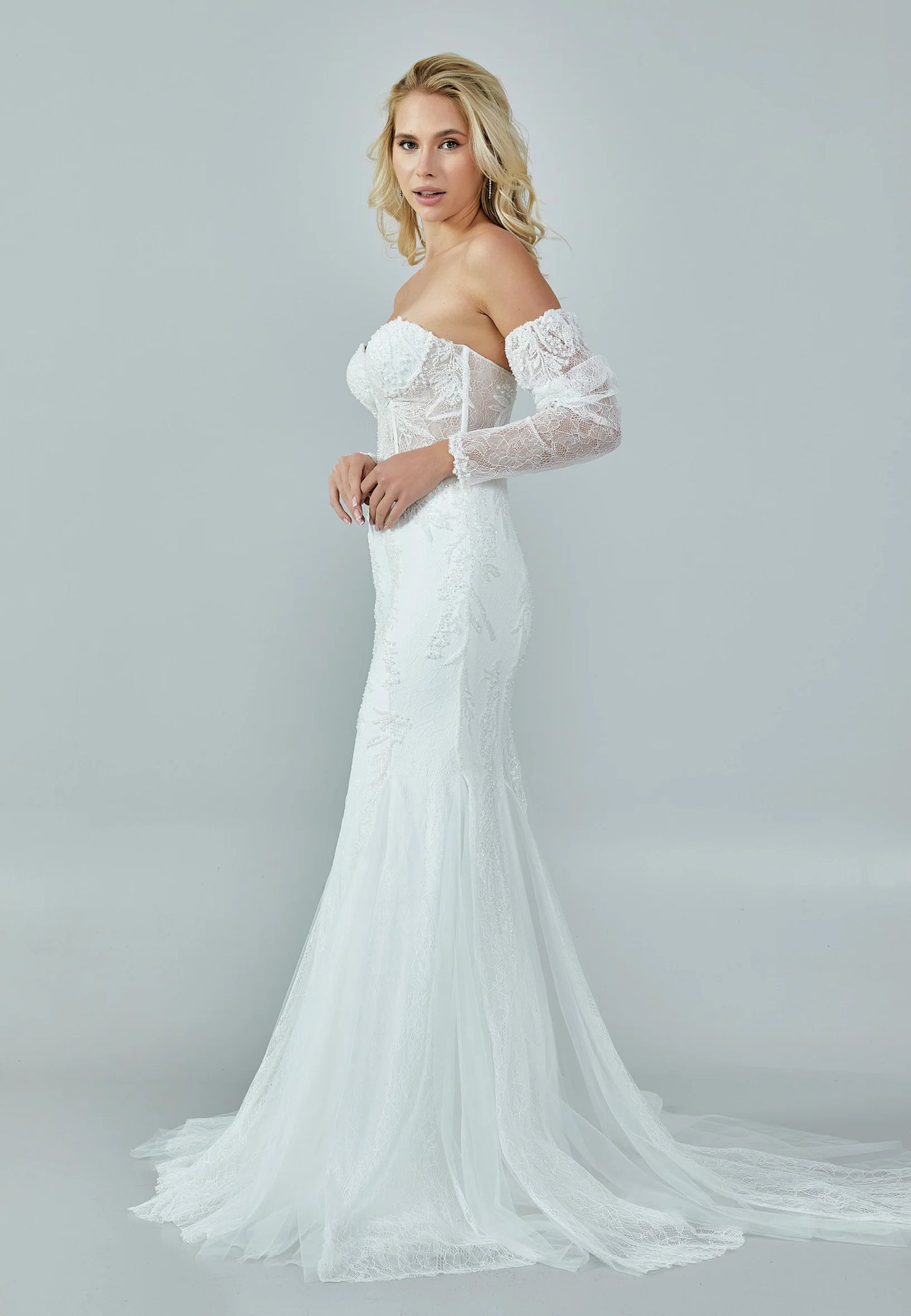 Off Shoulder Maxi Tulle Regular Wedding Dress Unit Price: $500