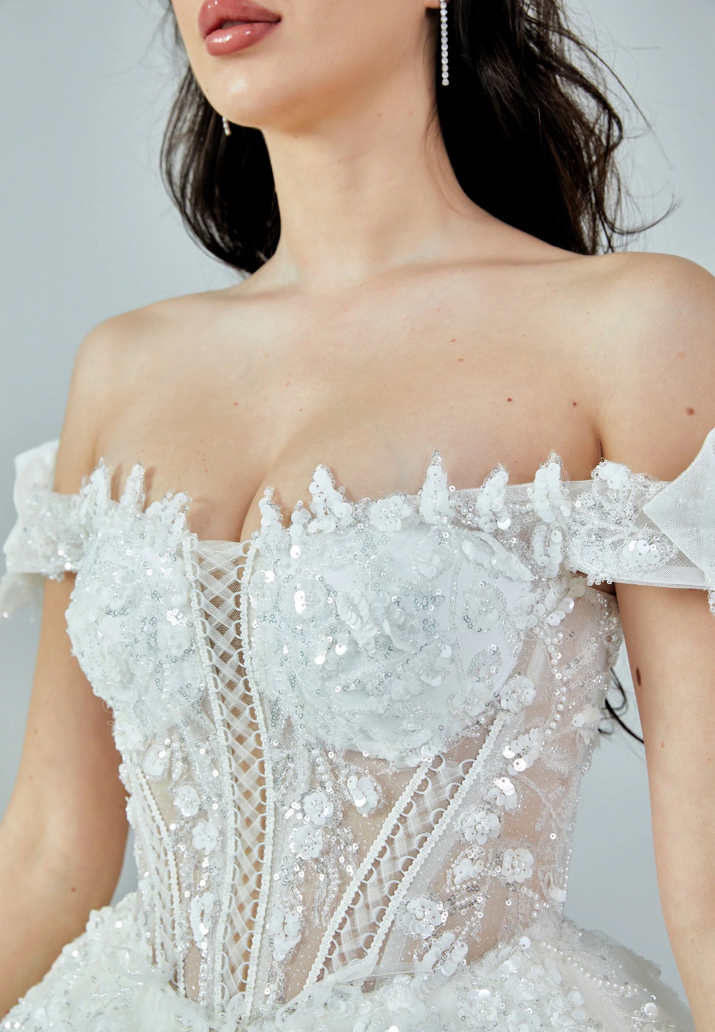 Off Shoulder Maxi Tulle Regular Wedding Dress Unit Price: $495