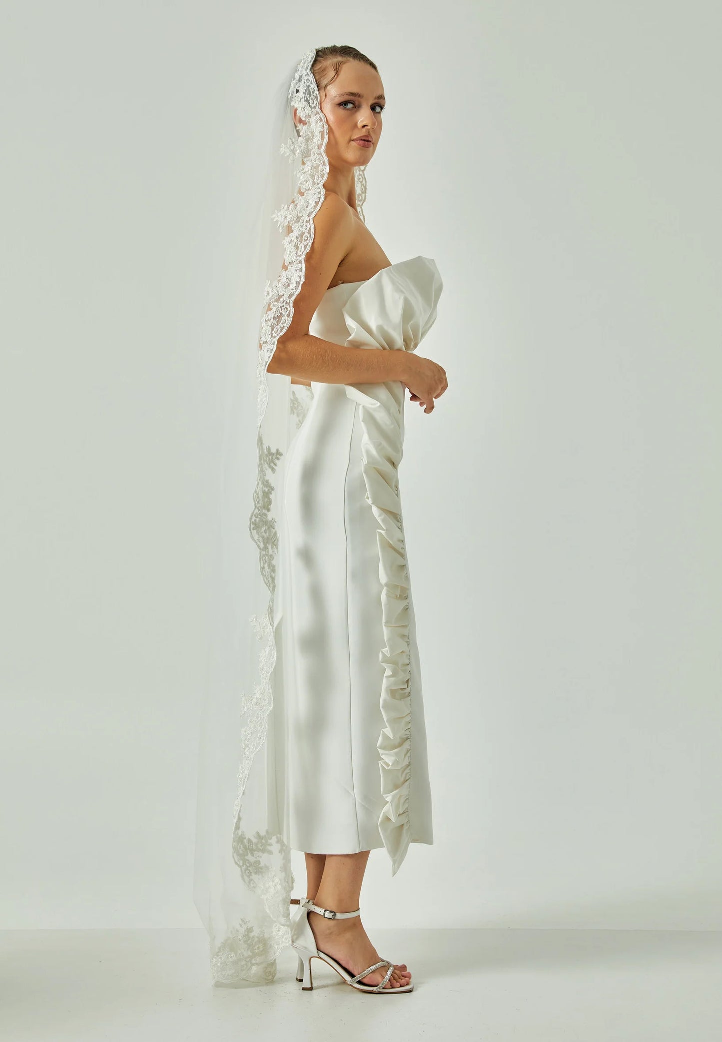 VeilsLace Single Tier Tulle Veil smad172-01 (3 no) Unit Price: $32