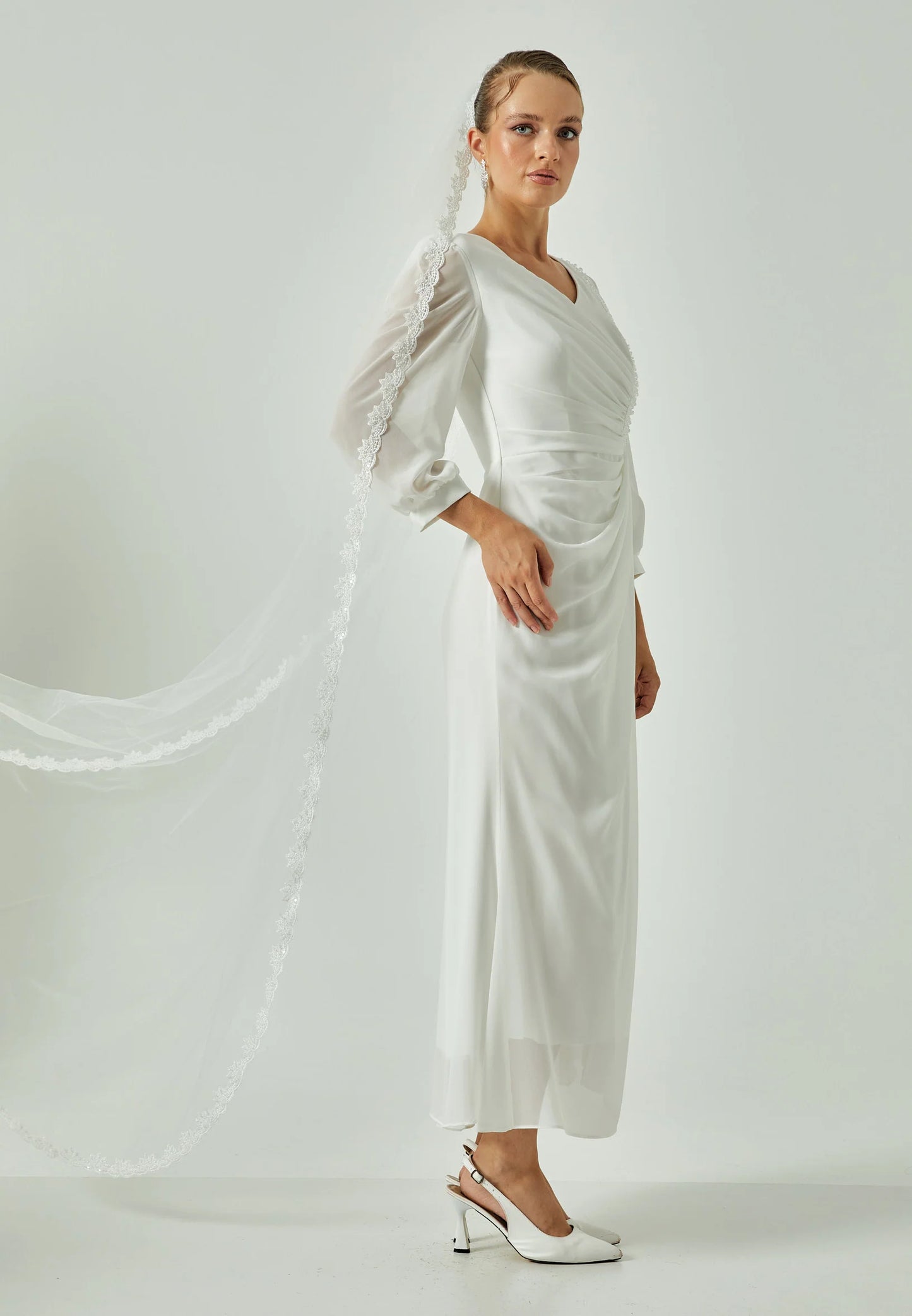 Lace Single Tier Tulle Veil smad195r-01(2*1,5) Unit Price: $38