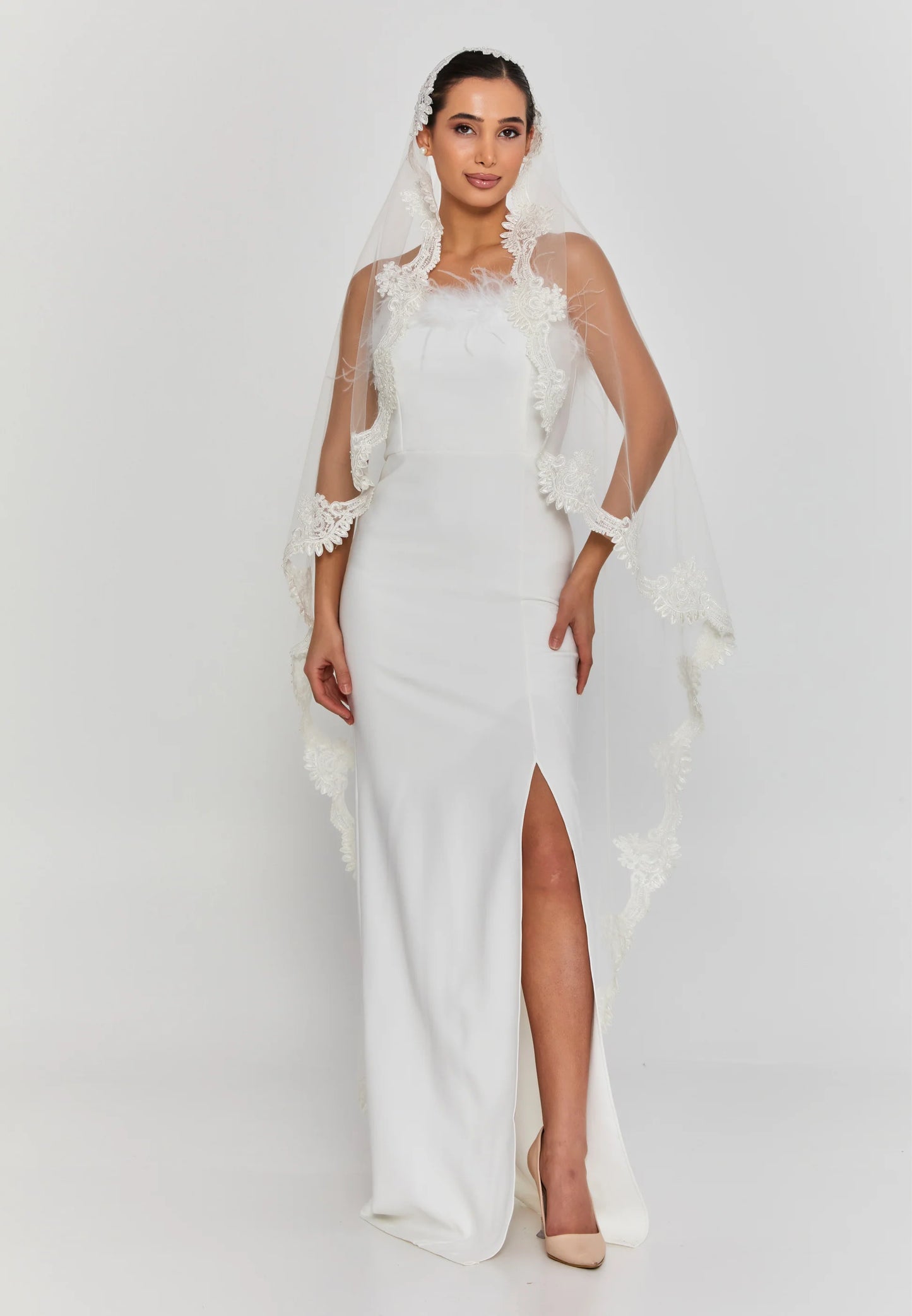 Lace Single Tier Tulle Veil smad151-02 (1,8 no4 Unit Price: $25