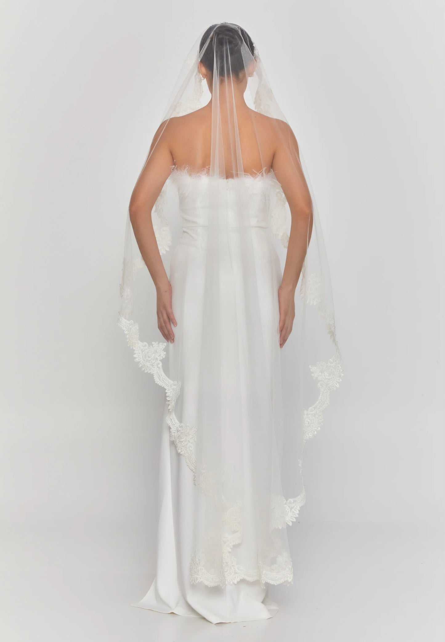 Lace Single Tier Tulle Veil smad151-02 (1,8 no4 Unit Price: $25