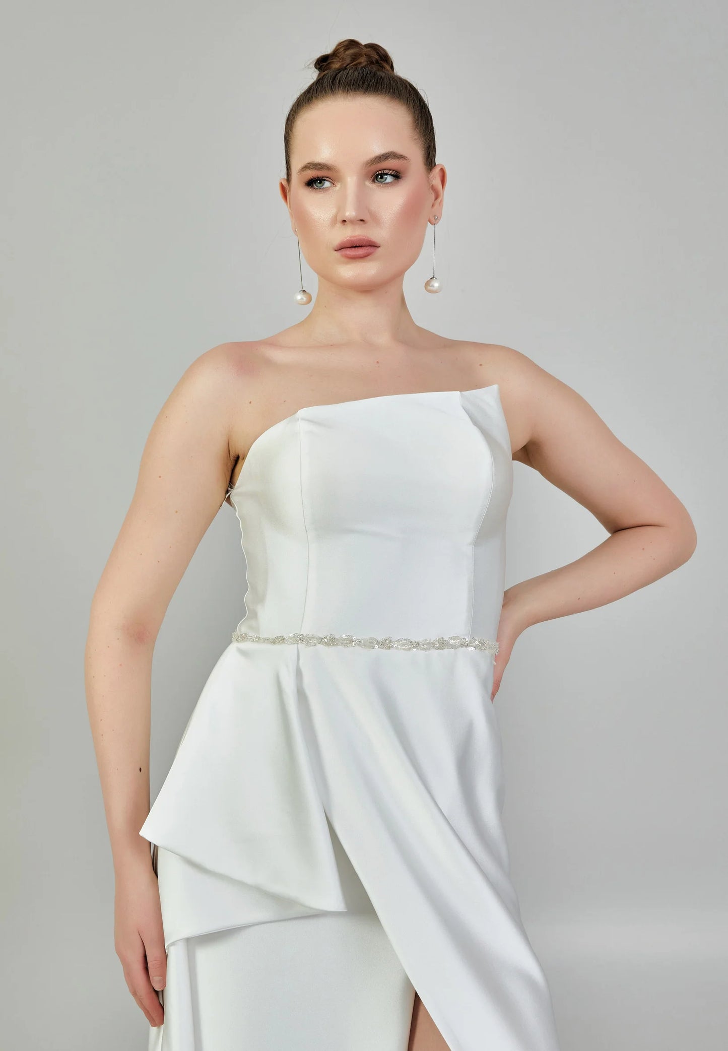 Strapless Maxi Satin Regular Wedding Dress Unit Price: $230