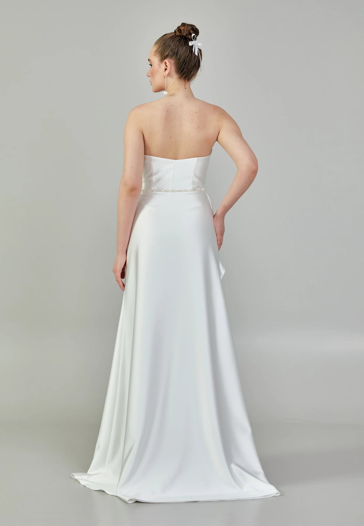 Strapless Maxi Satin Regular Wedding Dress Unit Price: $230