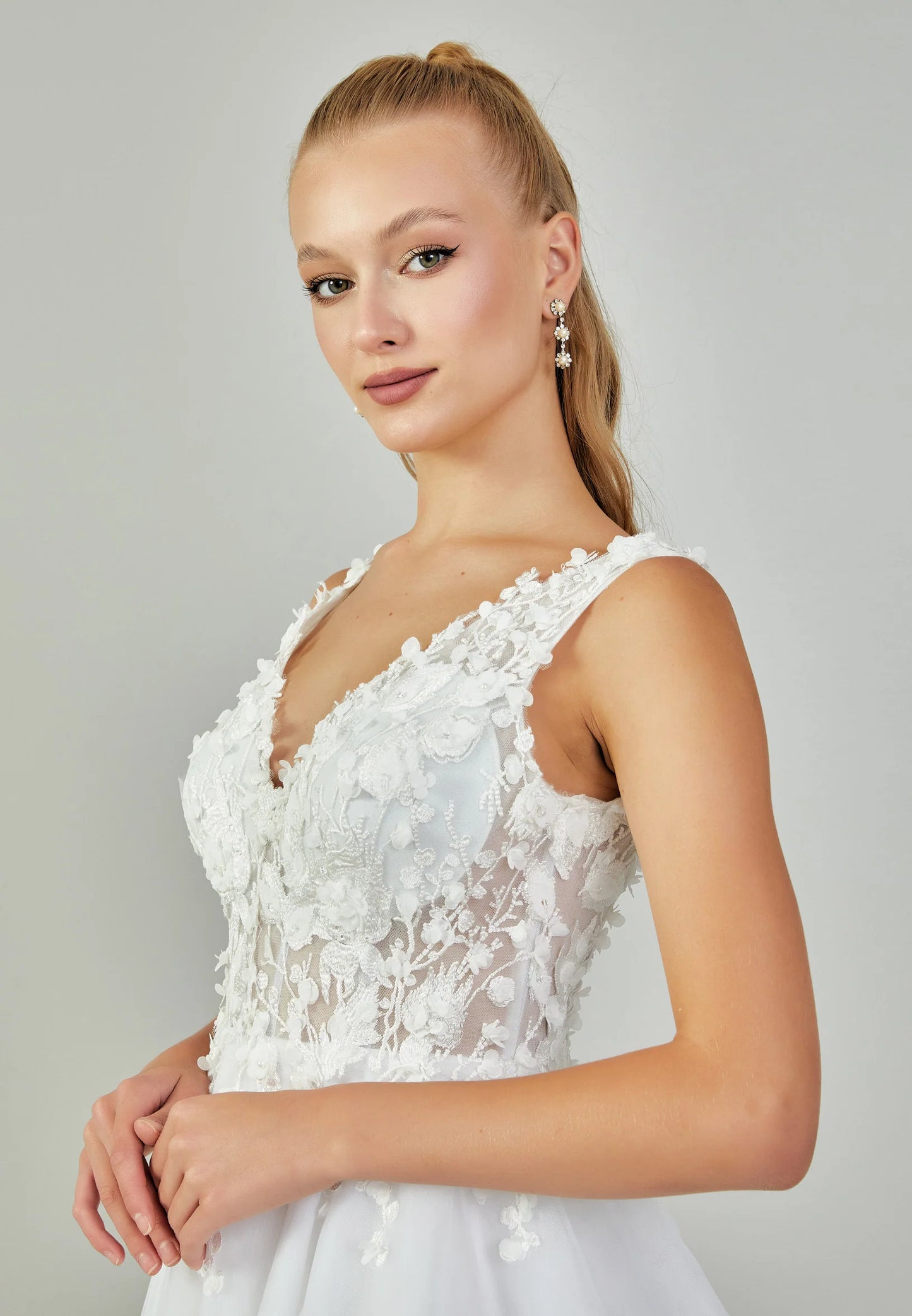 Sleeveless Maxi Tulle Regular Wedding Dress Unit Price: $440