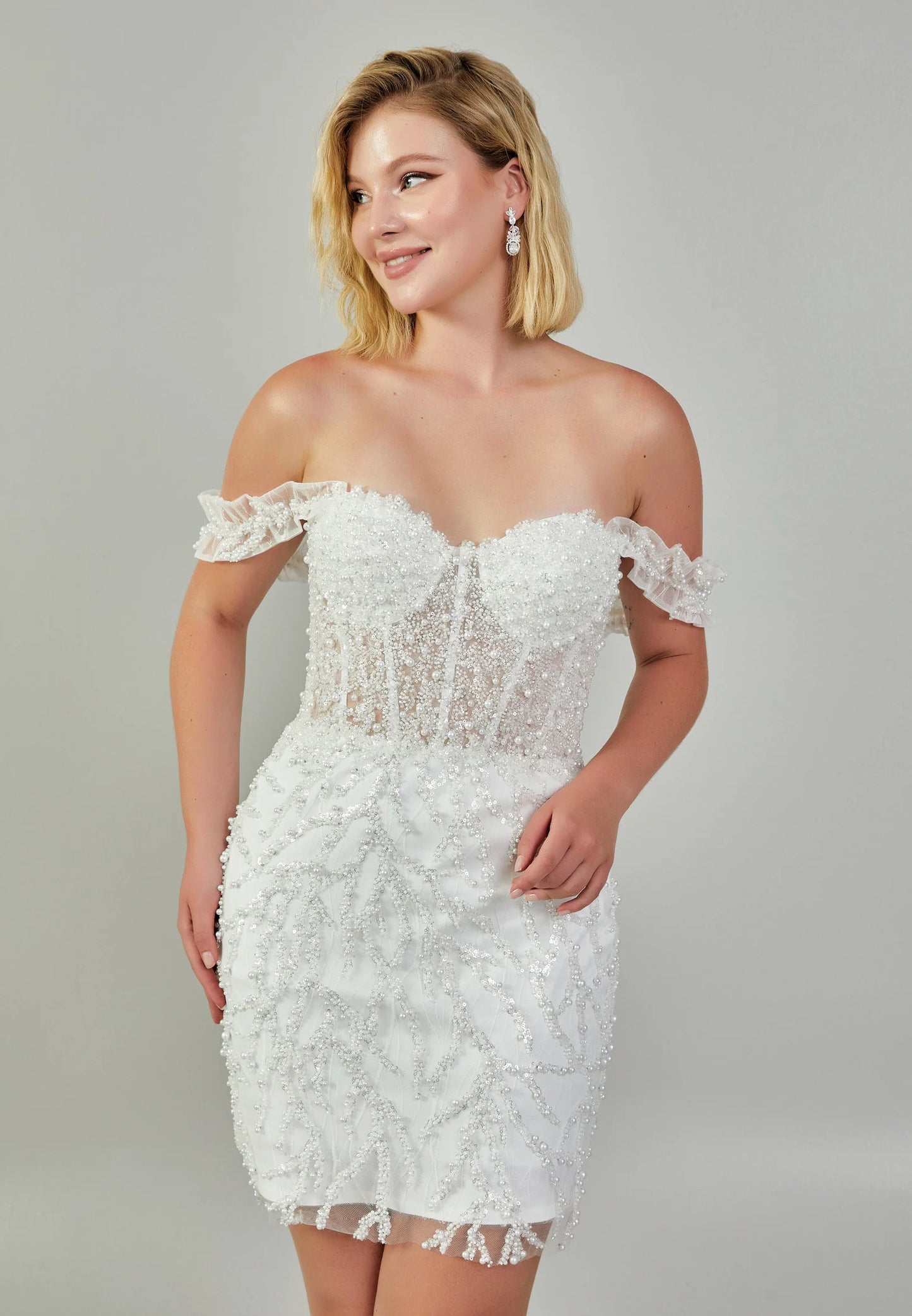 Off Shoulder Maxi Tulle Regular Wedding Dress Unit Price: $440