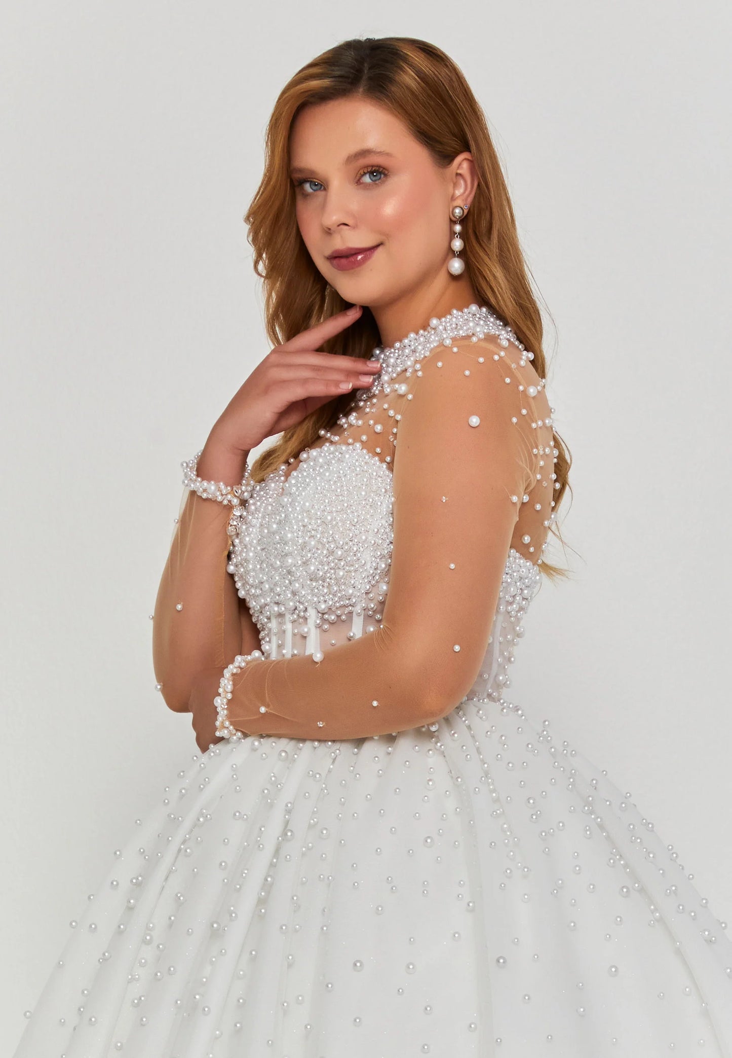 Long Sleeve Maxi Tulle Regular Wedding Dress Unit Price: $710