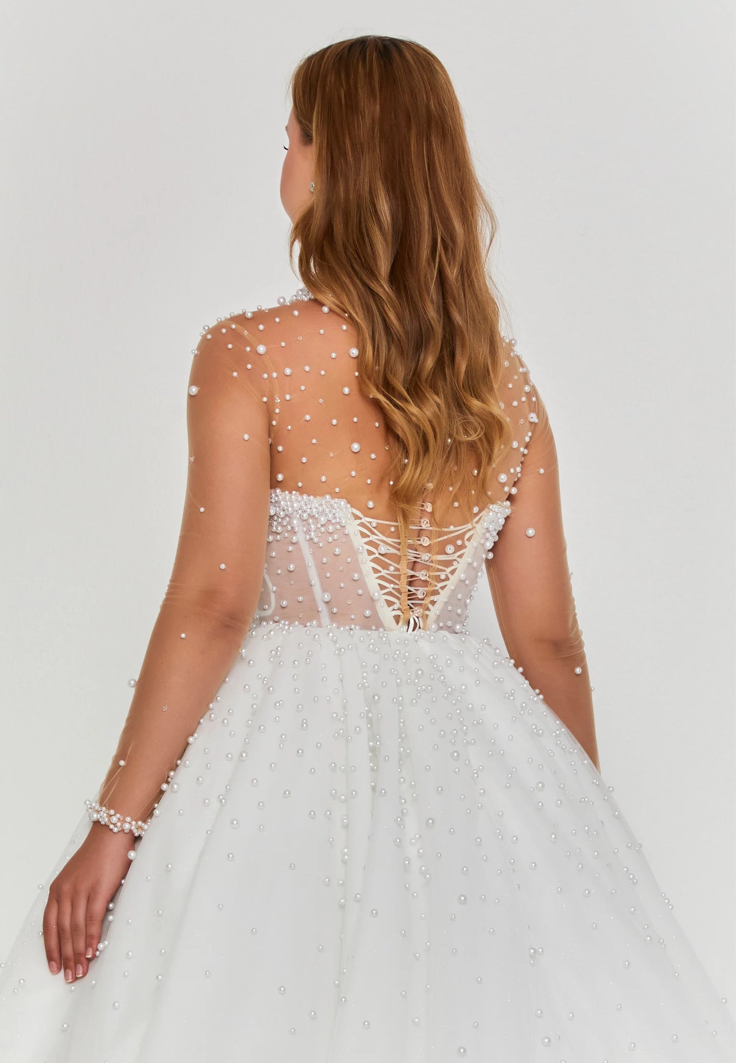 Long Sleeve Maxi Tulle Regular Wedding Dress Unit Price: $710