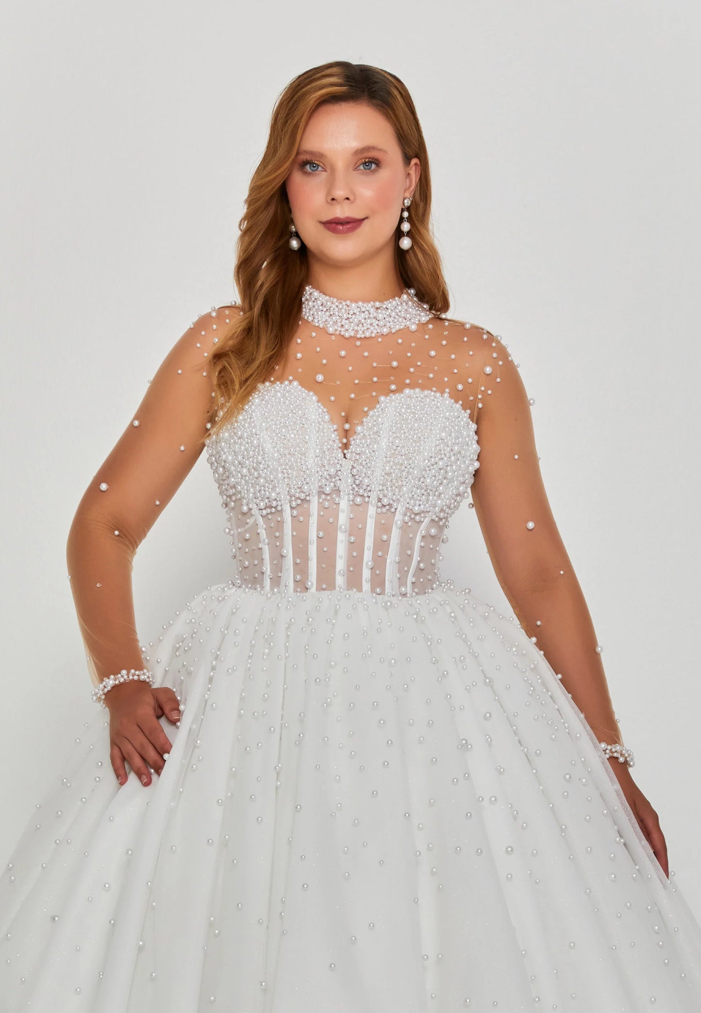 Long Sleeve Maxi Tulle Regular Wedding Dress Unit Price: $710