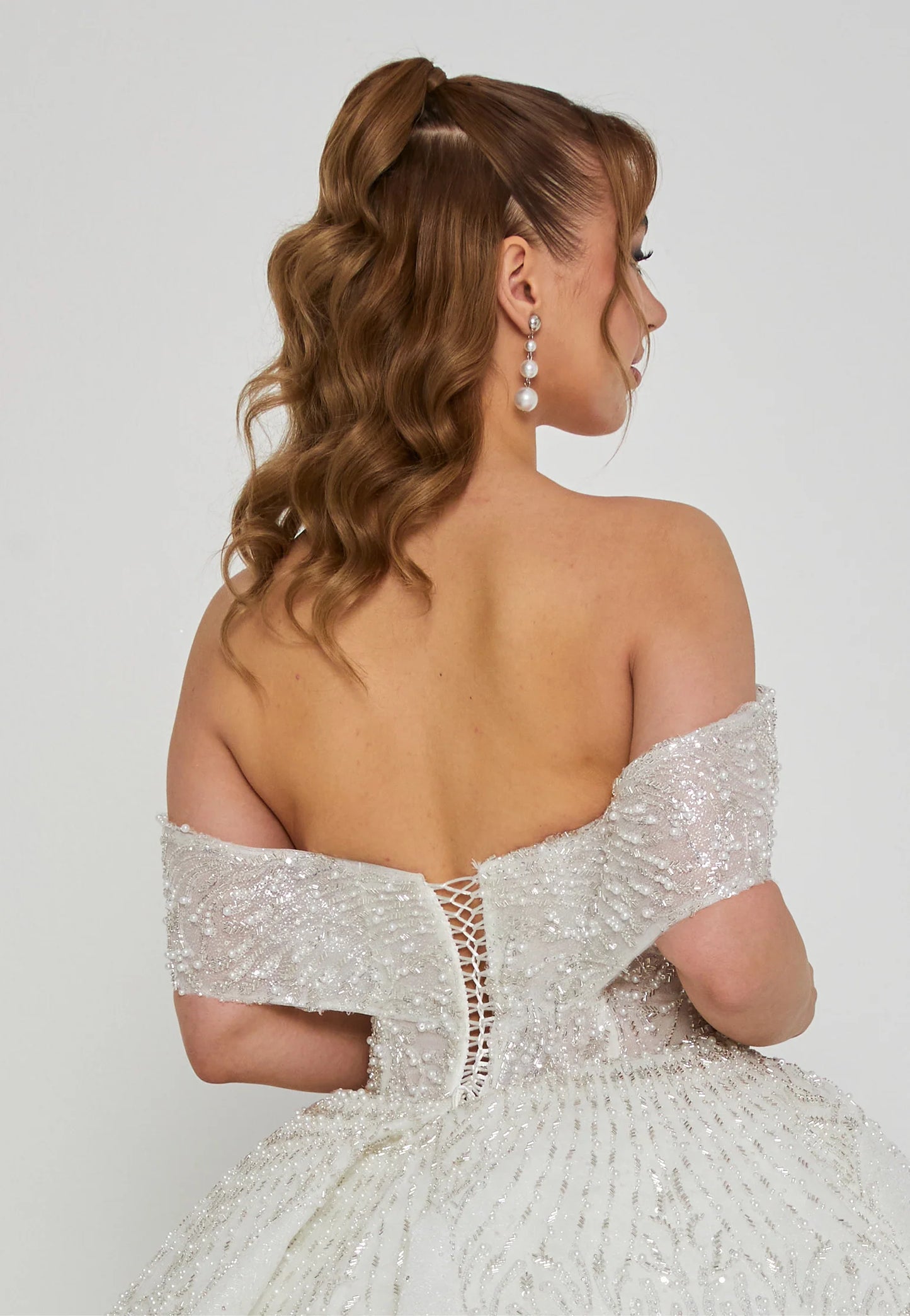 Off Shoulder Maxi Tulle Regular Wedding Dress Unit Price: $815