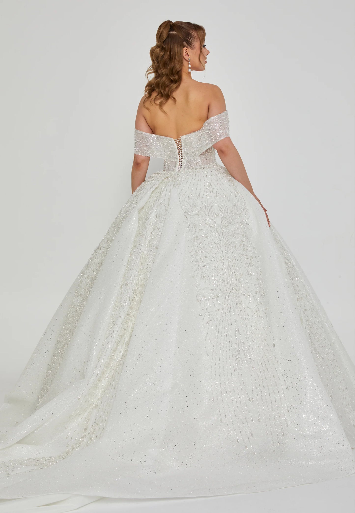 Off Shoulder Maxi Tulle Regular Wedding Dress Unit Price: $815