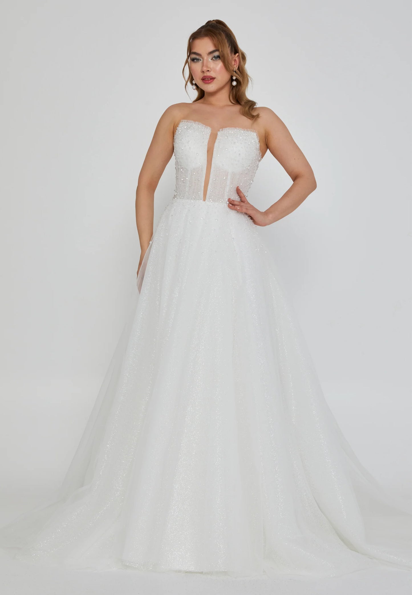 Strapless Maxi Tulle Regular Wedding Dress Unit Price: $440