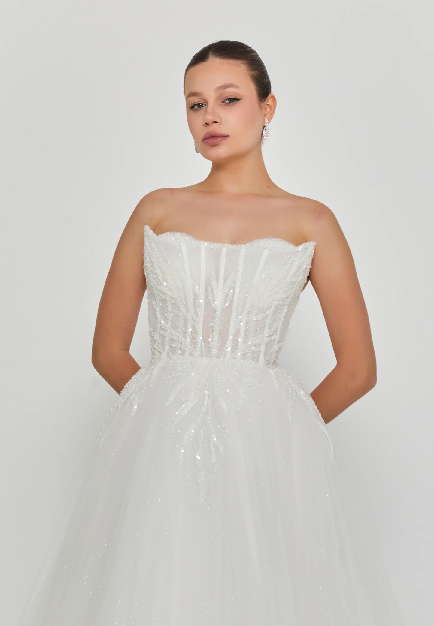 Strapless Maxi Tulle Regular Wedding Dress Unit Price: $410