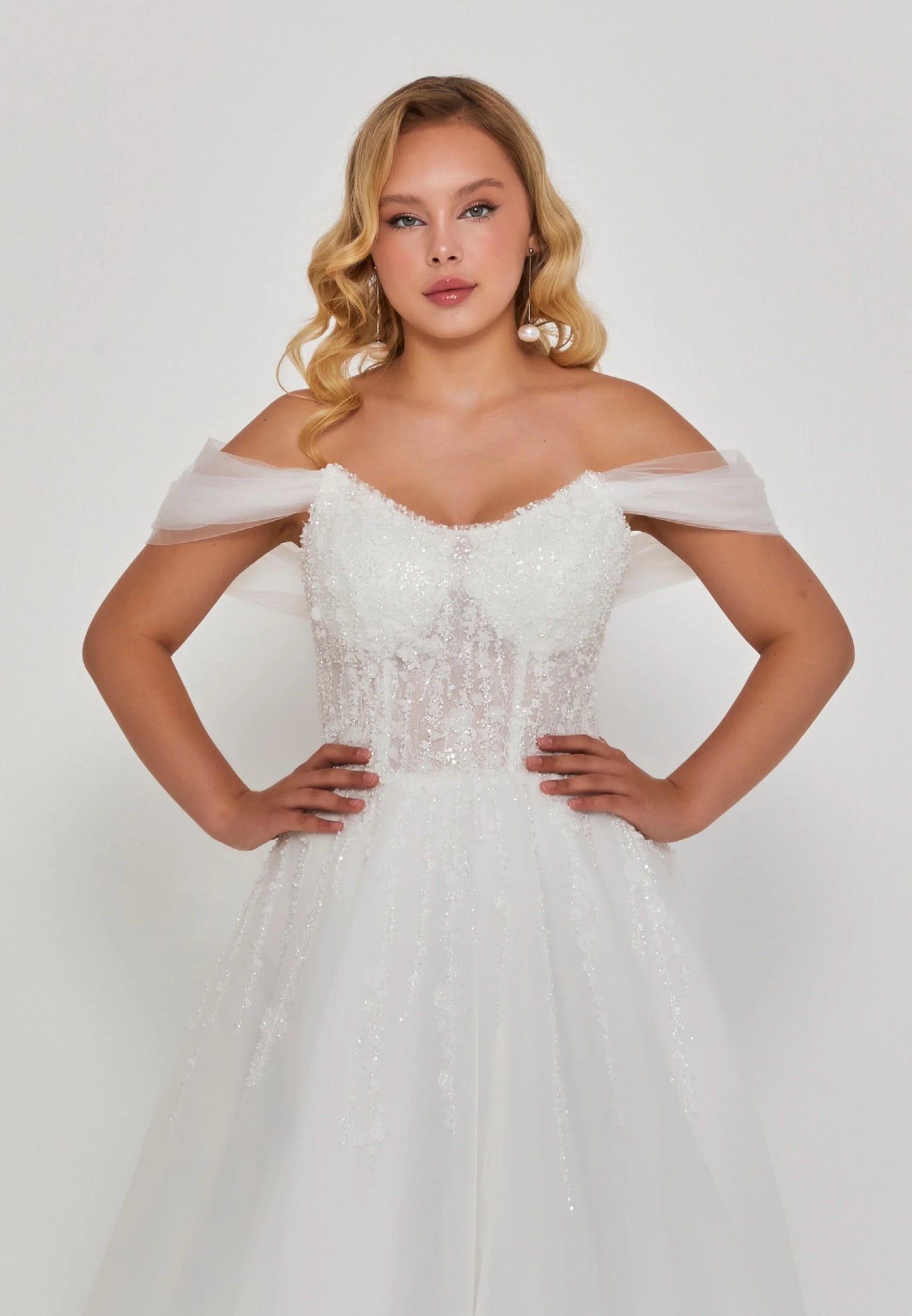 Off Shoulder Maxi Polyester Regular Wedding Dress Unit Price: $300