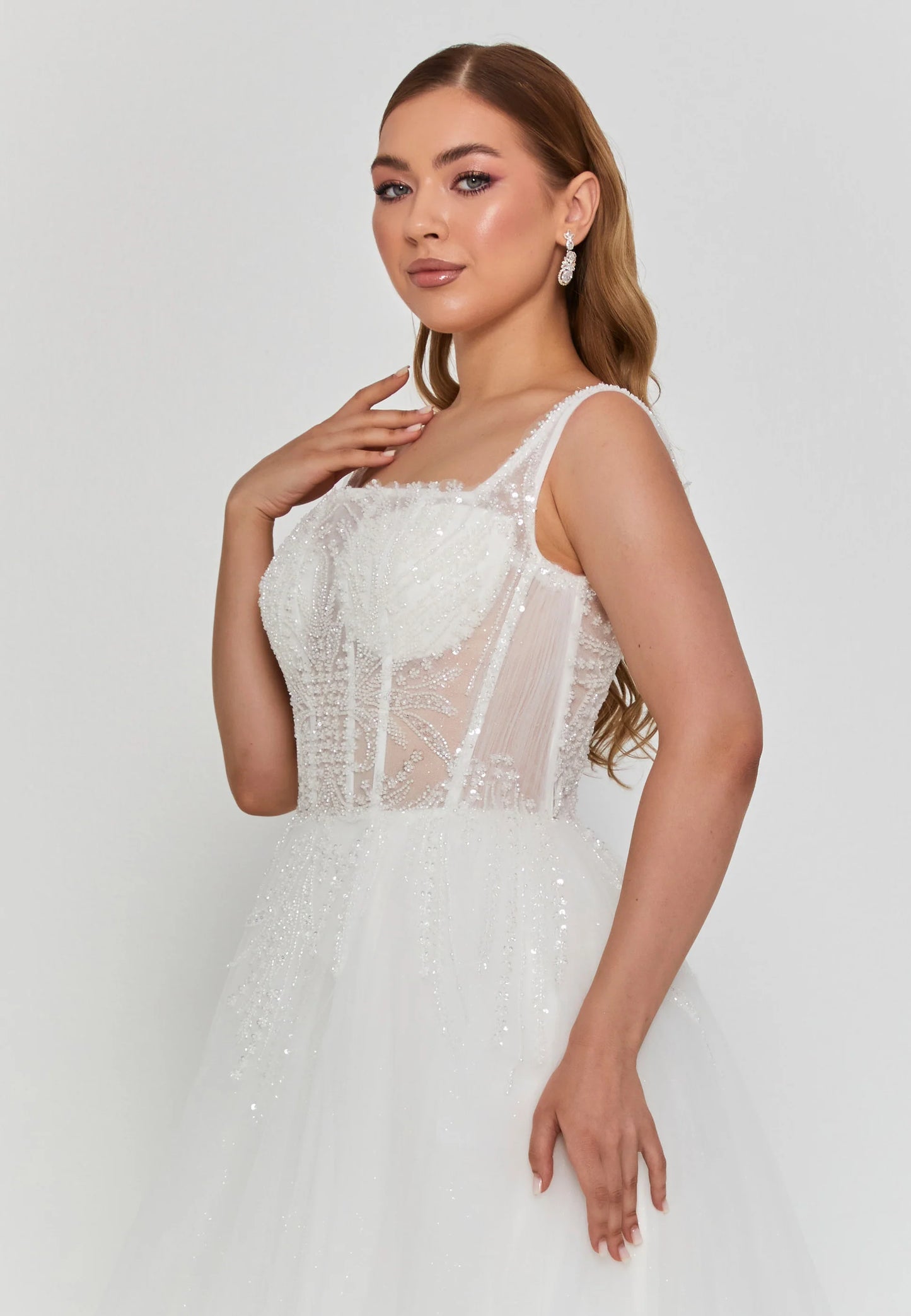Sleeveless Maxi Tulle Regular Wedding Dress Unit Price: $275