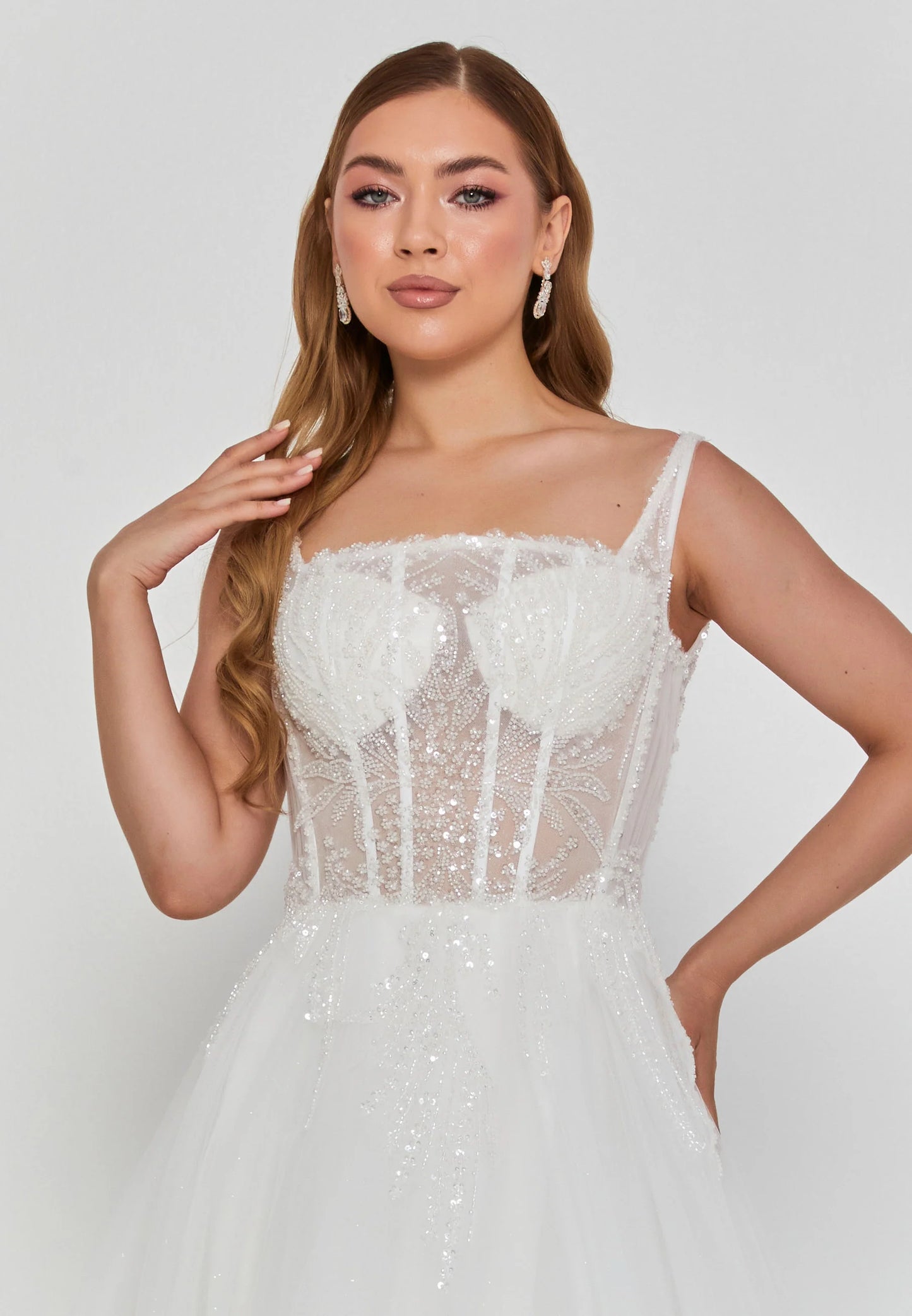 Sleeveless Maxi Tulle Regular Wedding Dress Unit Price: $275