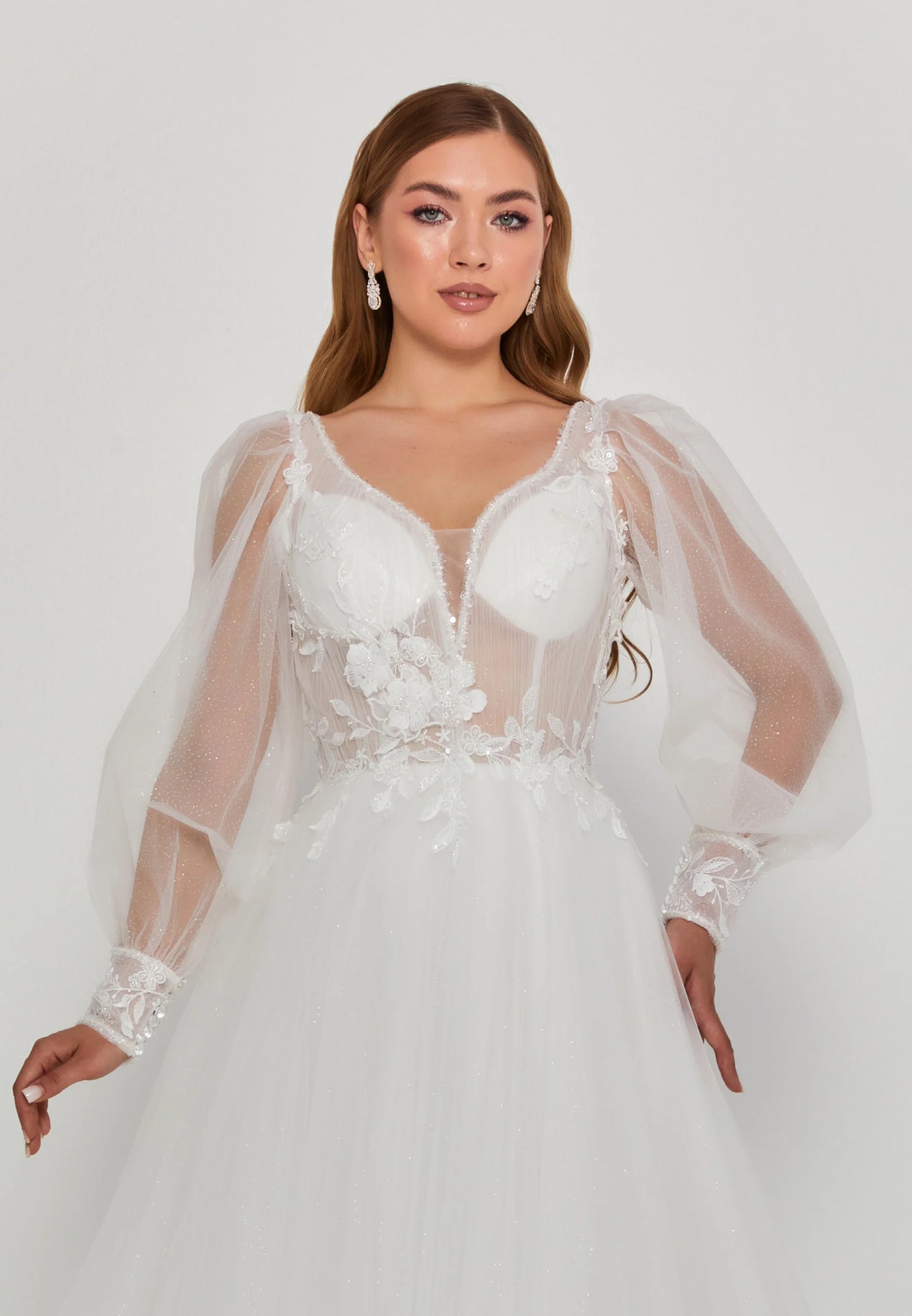 Long Sleeve Maxi Tulle Regular Wedding Dress Unit Price: $275
