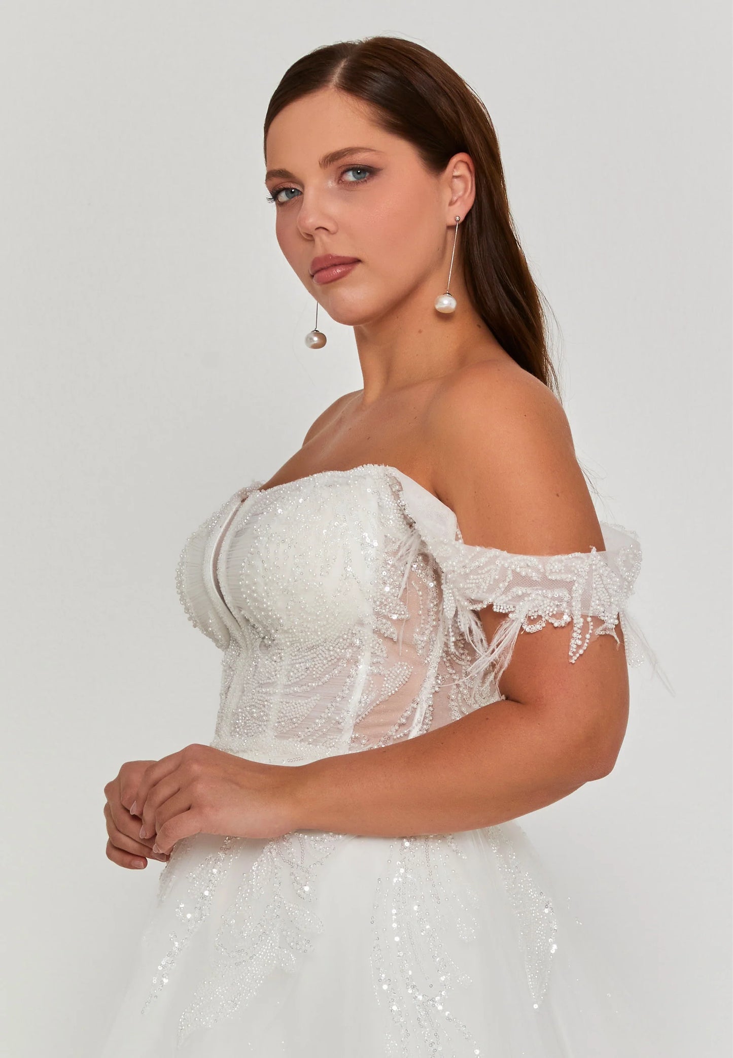 Off Shoulder Maxi Tulle Plus Size Wedding Dress Unit Price: $365