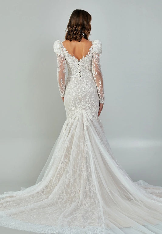 Long Sleeve Maxi Tulle Regular Wedding Dress Unit Price: $500