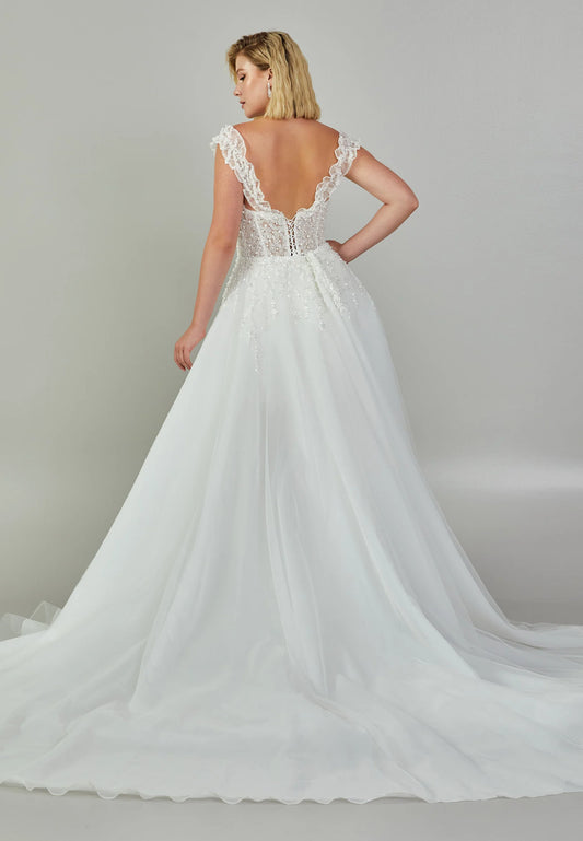 Off Shoulder Maxi Tulle Regular Wedding Dress Unit Price: $440