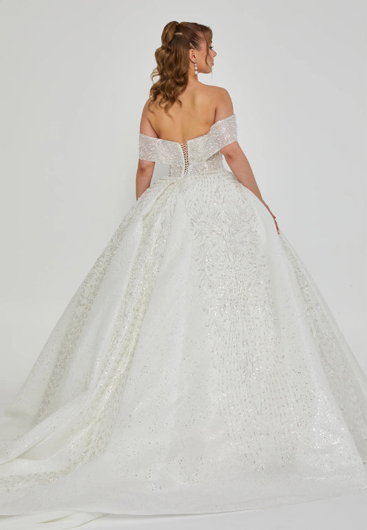 Off Shoulder Maxi Tulle Regular Wedding Dress Unit Price: $815