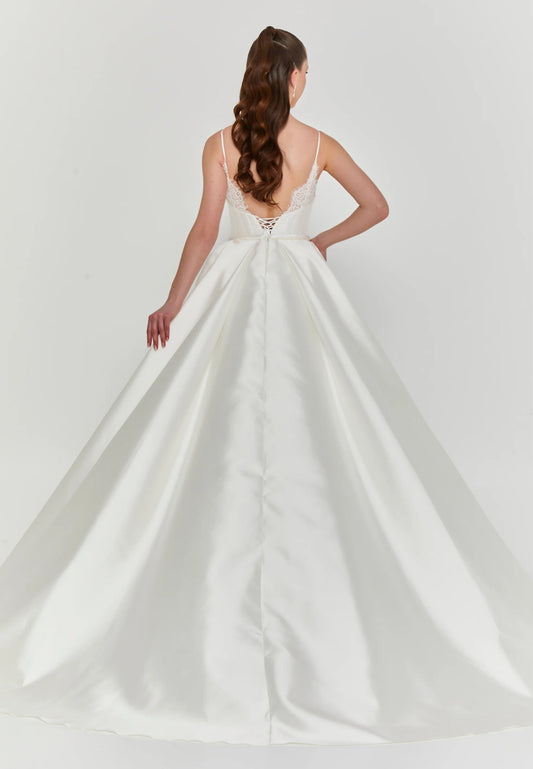Strapless Maxi Polyester Regular Wedding Dress Unit Price: $600