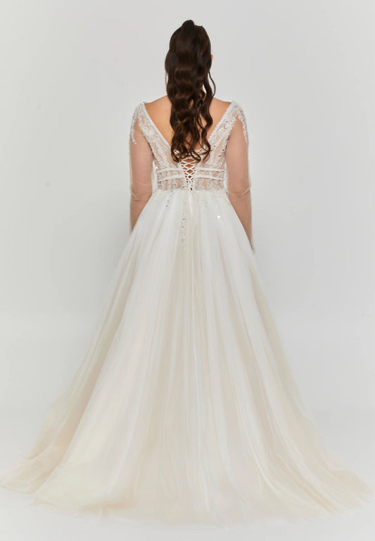 Long Sleeve Maxi Tulle Regular Wedding Dress $475