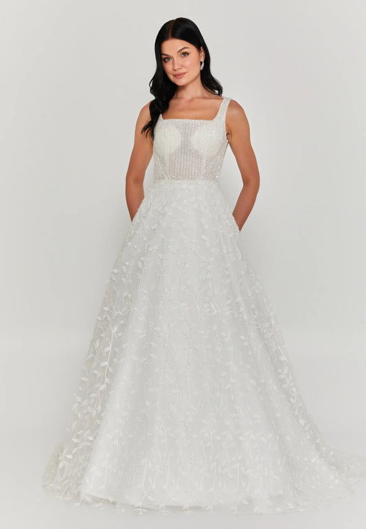 Sleeveless Maxi Tulle Regular Wedding Dress Unit Price: $450
