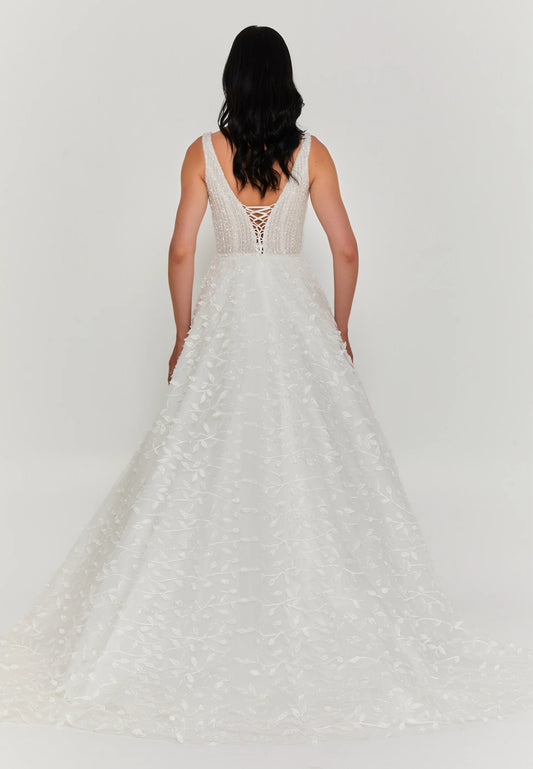 Sleeveless Maxi Tulle Regular Wedding Dress Unit Price: $450